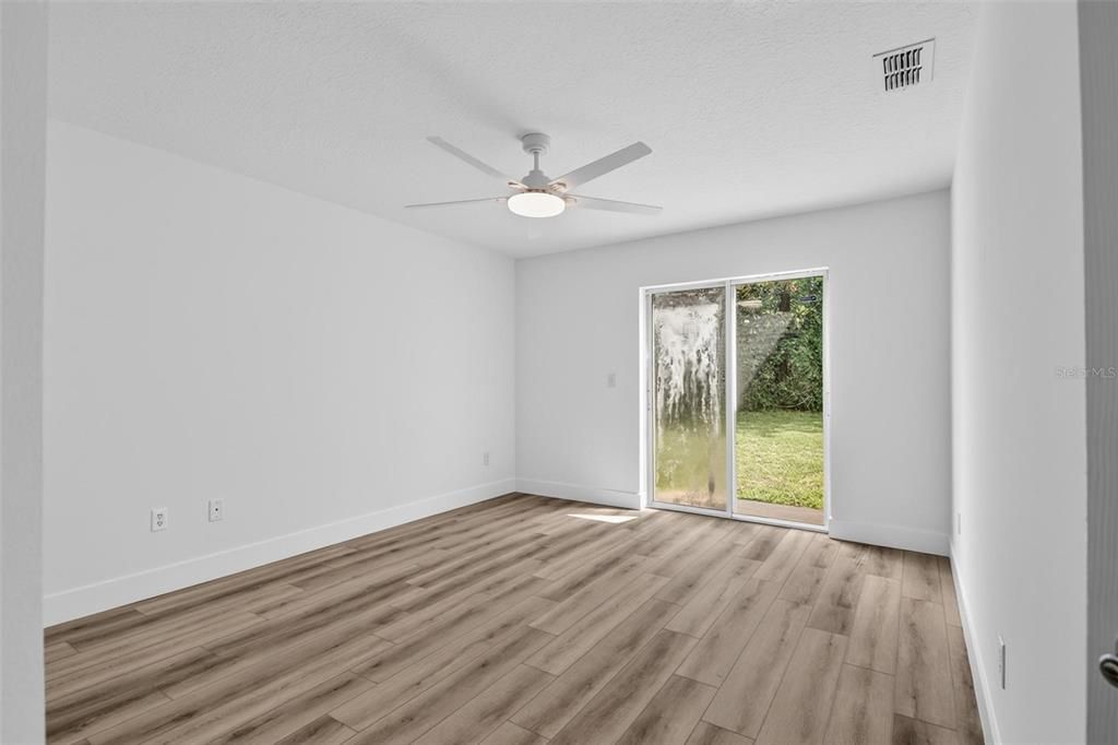В аренду: $1,900 (3 спален, 2 ванн, 1489 Квадратных фут)