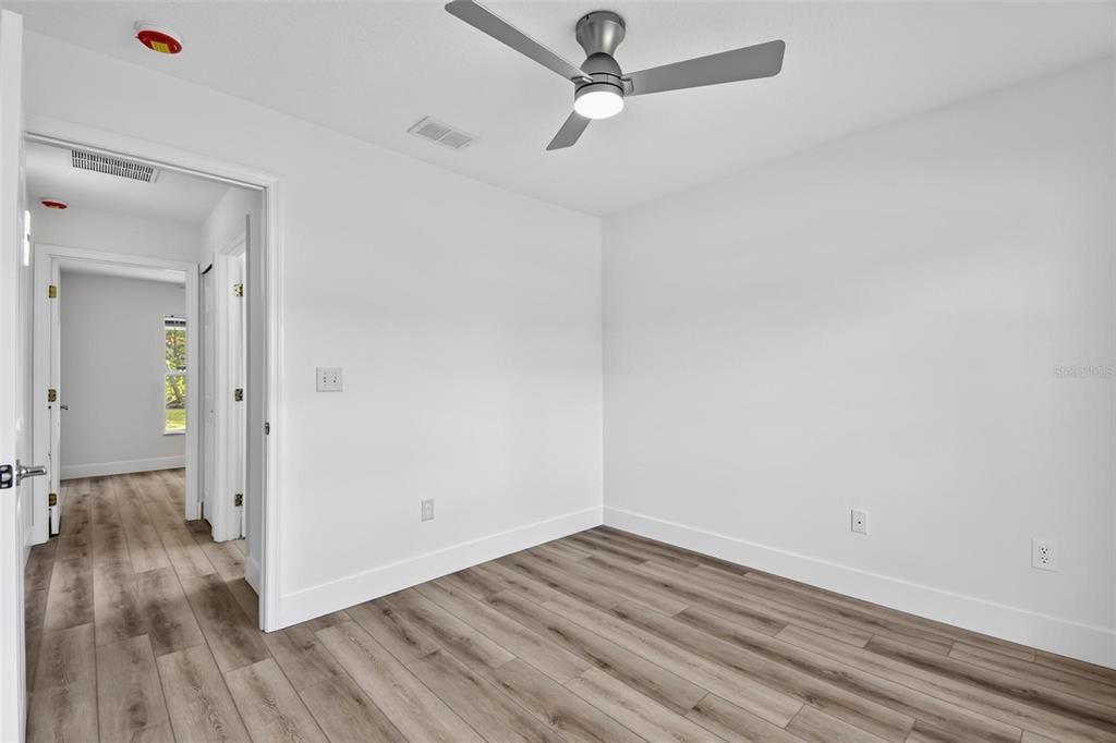 В аренду: $1,900 (3 спален, 2 ванн, 1489 Квадратных фут)