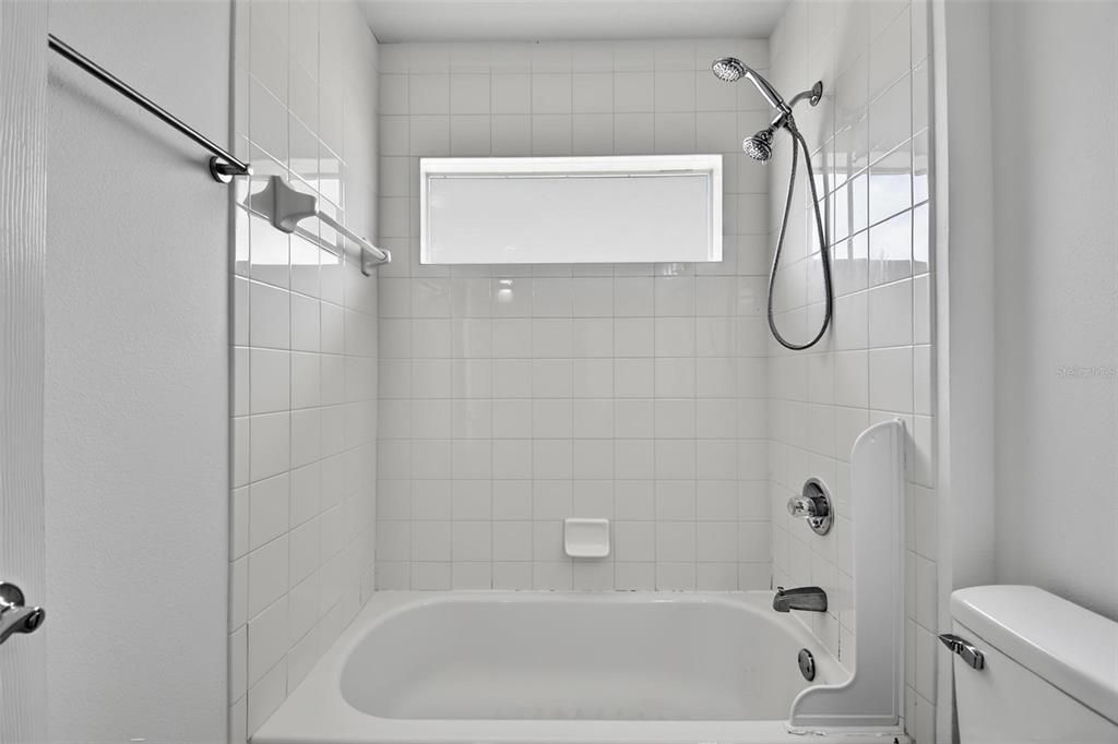 В аренду: $1,900 (3 спален, 2 ванн, 1489 Квадратных фут)