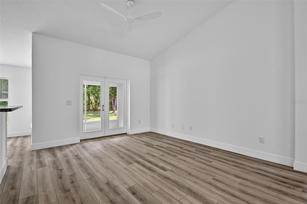 В аренду: $1,900 (3 спален, 2 ванн, 1489 Квадратных фут)