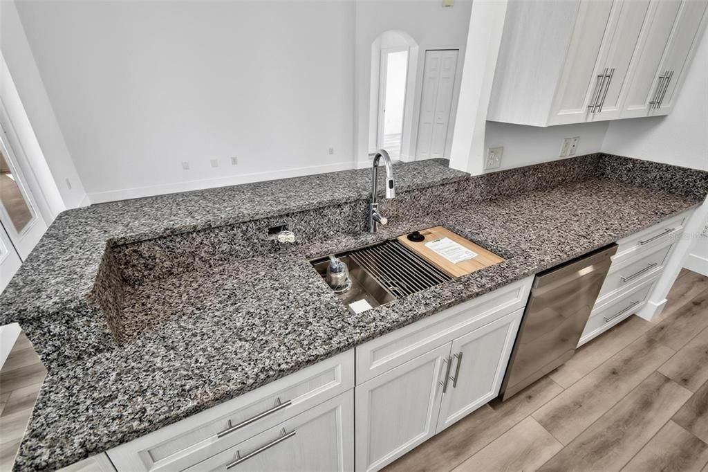 В аренду: $1,900 (3 спален, 2 ванн, 1489 Квадратных фут)