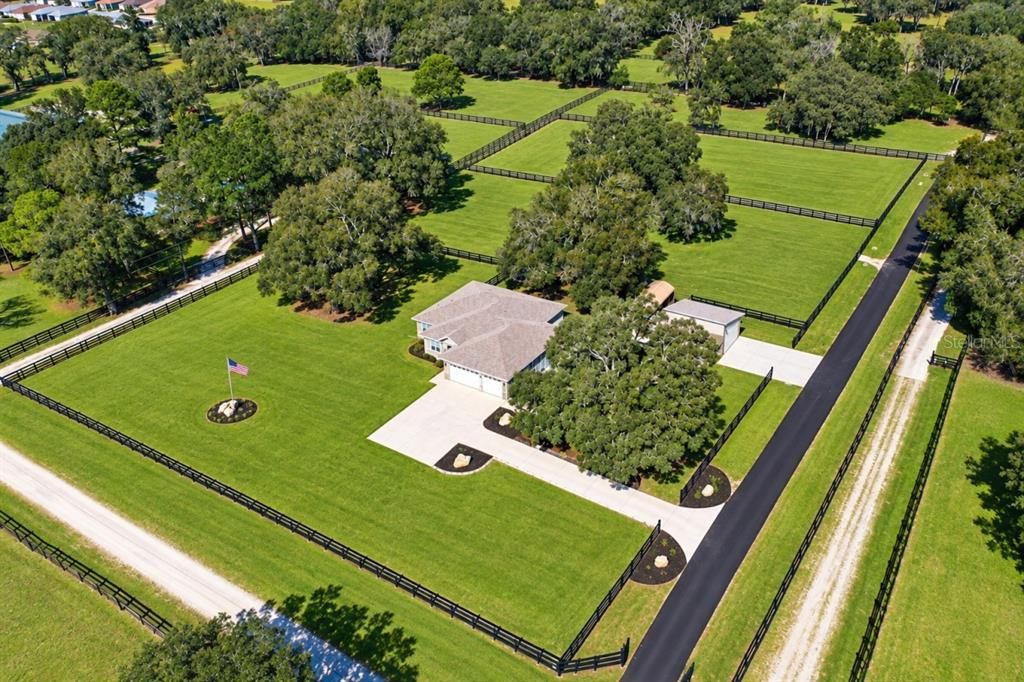 For Sale: $1,195,000 (4 beds, 3 baths, 2672 Square Feet)