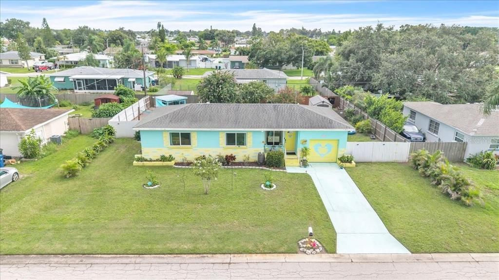 На продажу: $289,999 (2 спален, 1 ванн, 992 Квадратных фут)