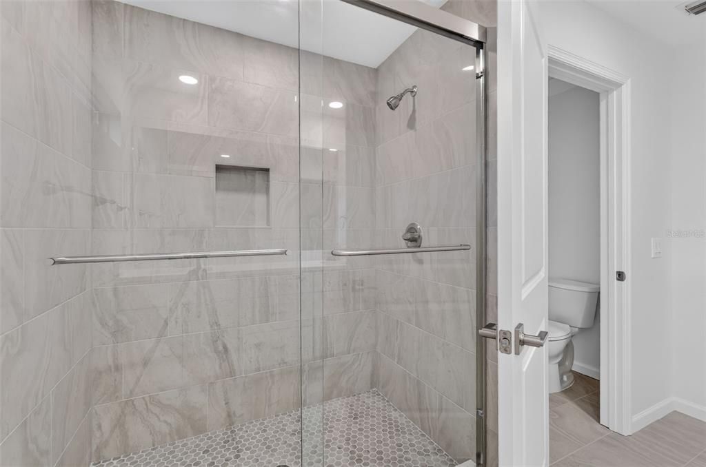 For Sale: $465,000 (4 beds, 3 baths, 3068 Square Feet)