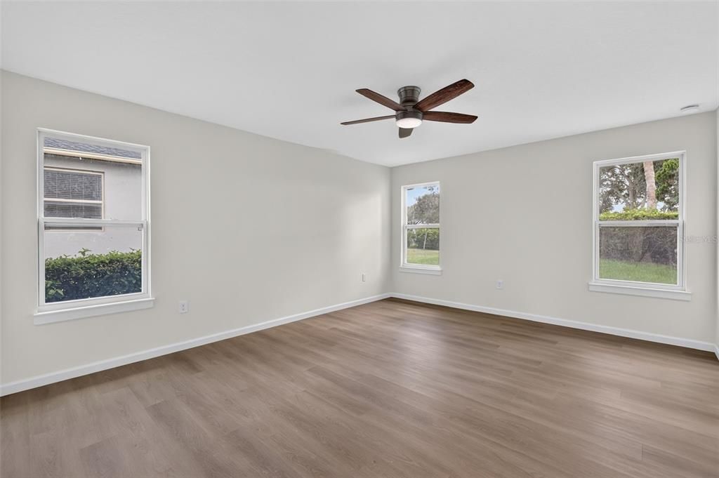 For Sale: $465,000 (4 beds, 3 baths, 3068 Square Feet)