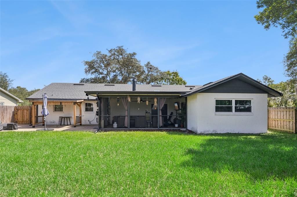 For Sale: $460,000 (3 beds, 2 baths, 1905 Square Feet)