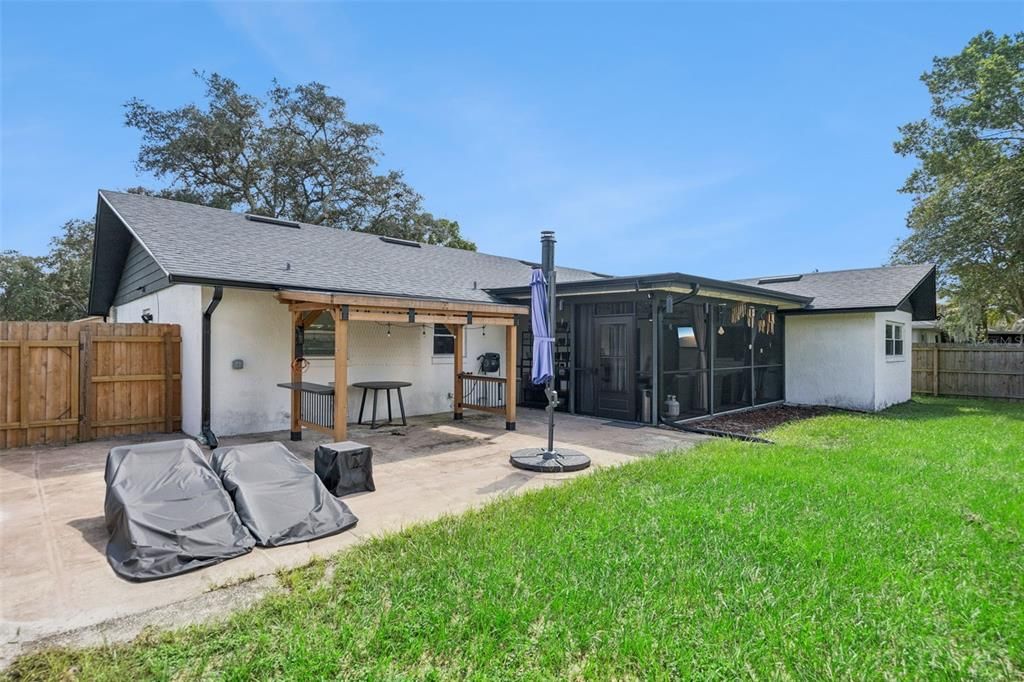 For Sale: $460,000 (3 beds, 2 baths, 1905 Square Feet)