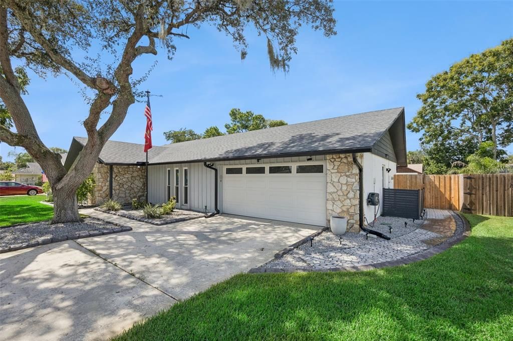 For Sale: $460,000 (3 beds, 2 baths, 1905 Square Feet)