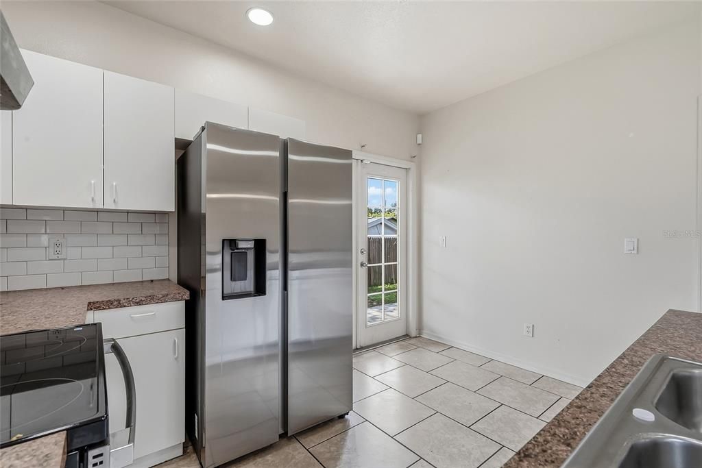 En Venta: $299,900 (3 camas, 2 baños, 1280 Pies cuadrados)
