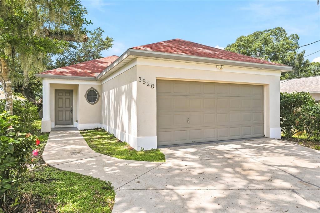 En Venta: $299,900 (3 camas, 2 baños, 1280 Pies cuadrados)