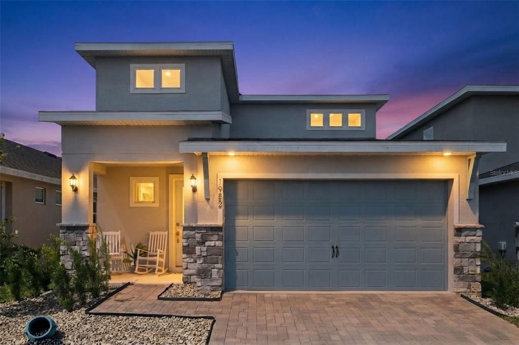En Venta: $519,900 (4 camas, 2 baños, 2100 Pies cuadrados)