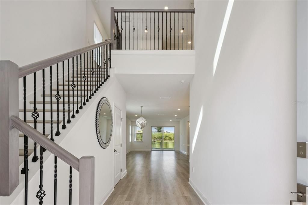En Venta: $519,900 (4 camas, 2 baños, 2100 Pies cuadrados)
