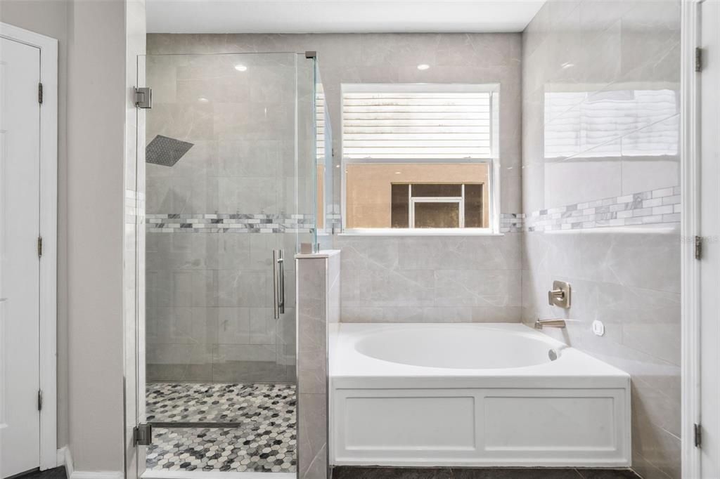 For Sale: $474,900 (4 beds, 2 baths, 2170 Square Feet)