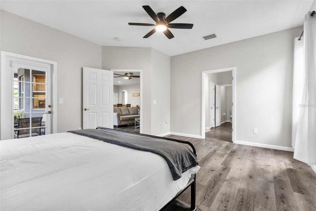 For Sale: $474,900 (4 beds, 2 baths, 2170 Square Feet)