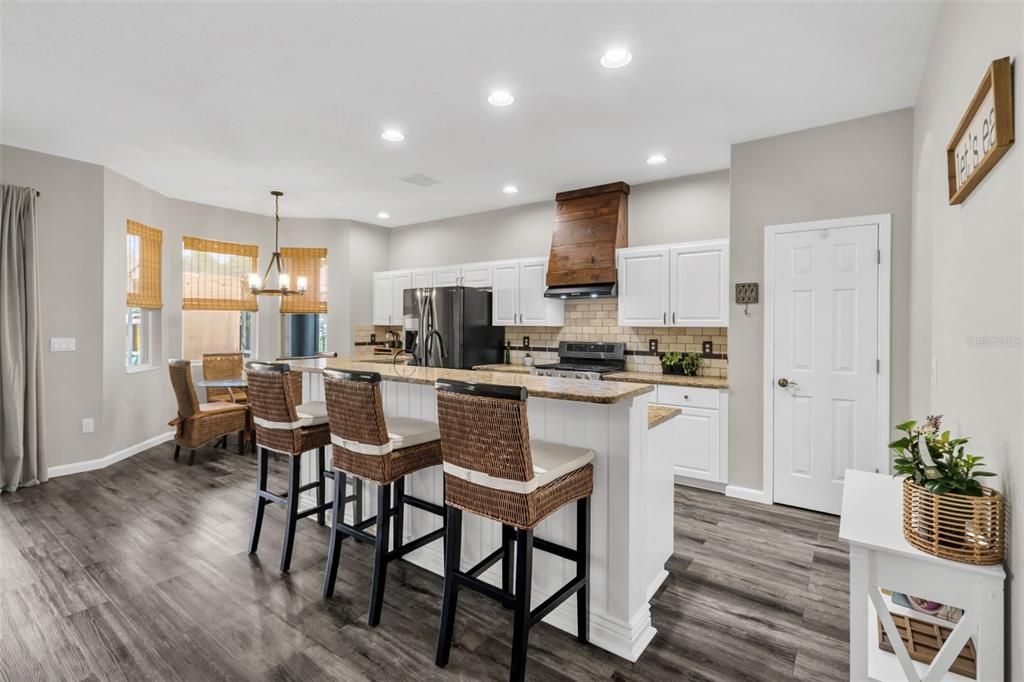 For Sale: $474,900 (4 beds, 2 baths, 2170 Square Feet)