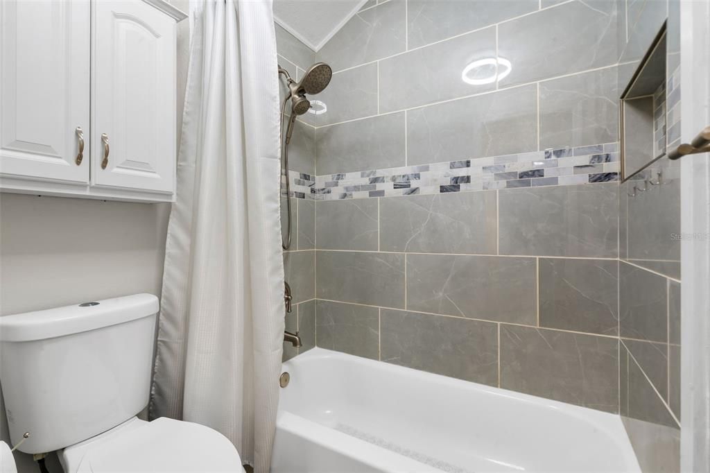For Sale: $474,900 (4 beds, 2 baths, 2170 Square Feet)
