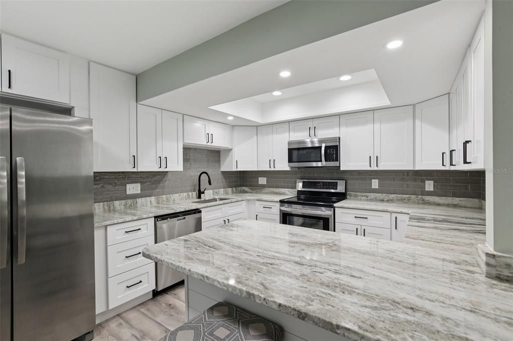 На продажу: $459,900 (2 спален, 2 ванн, 1578 Квадратных фут)