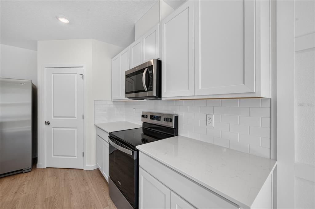 For Rent: $2,900 (5 beds, 3 baths, 2601 Square Feet)