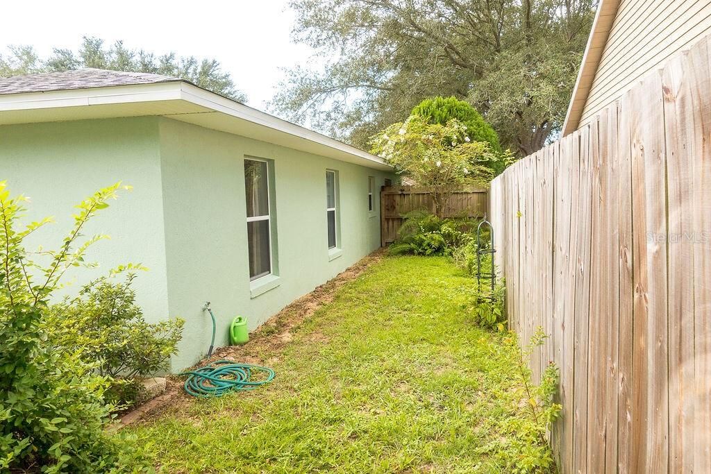 For Sale: $264,900 (3 beds, 2 baths, 1140 Square Feet)