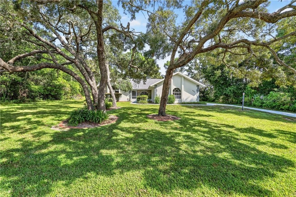 Active With Contract: $295,000 (3 beds, 2 baths, 1763 Square Feet)