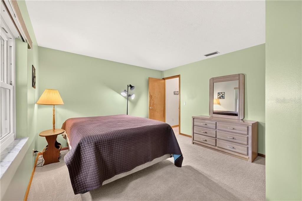 Active With Contract: $295,000 (3 beds, 2 baths, 1763 Square Feet)