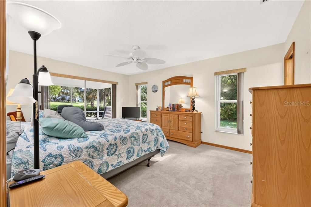 Active With Contract: $295,000 (3 beds, 2 baths, 1763 Square Feet)