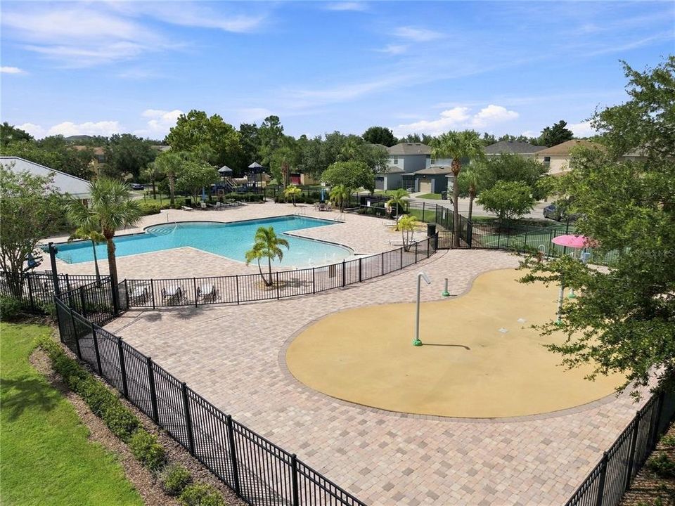 En Venta: $215,000 (2 camas, 2 baños, 1280 Pies cuadrados)