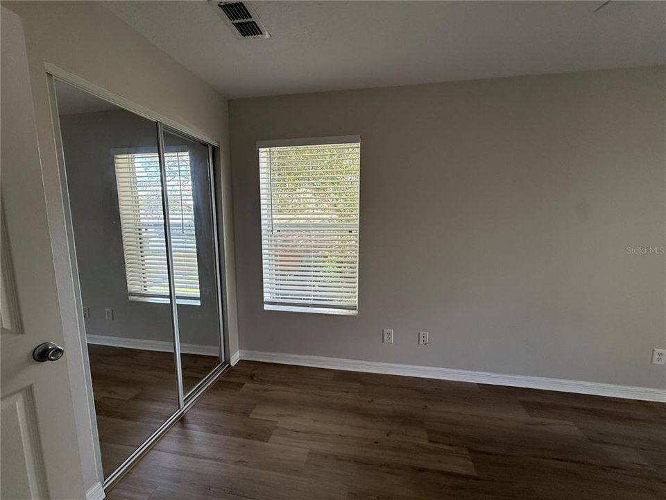 For Rent: $1,849 (2 beds, 1 baths, 800 Square Feet)