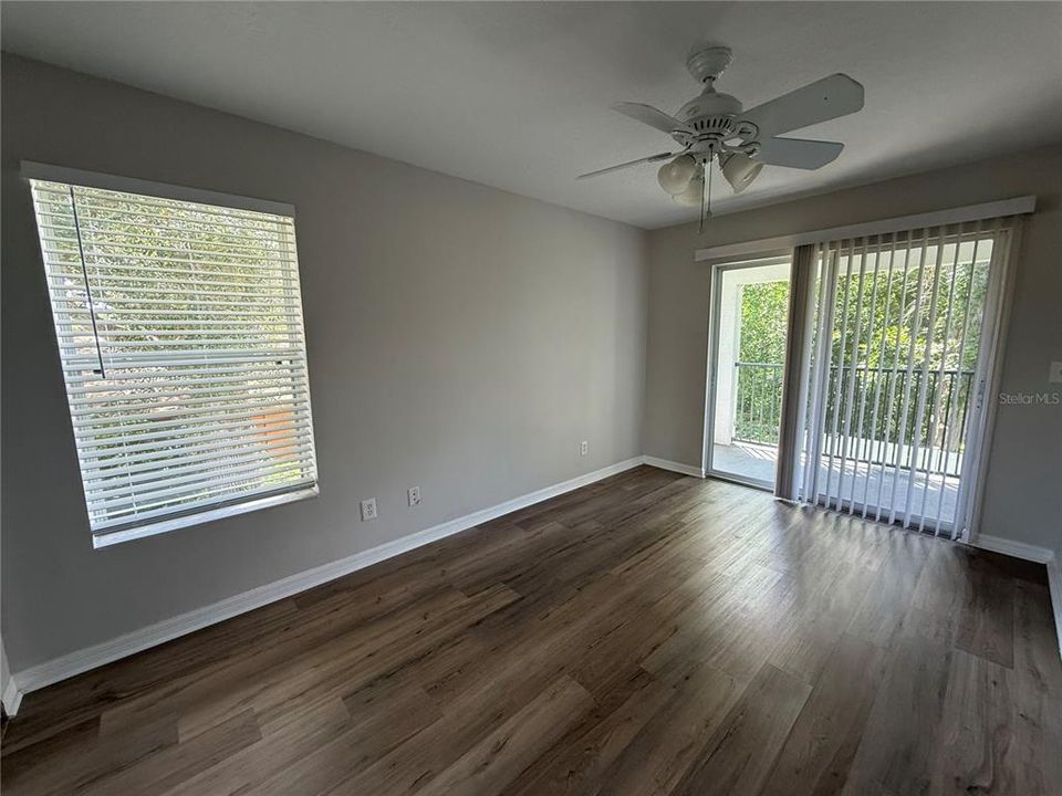 For Rent: $1,849 (2 beds, 1 baths, 800 Square Feet)