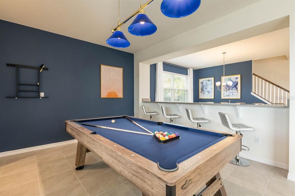For Sale: $750,000 (9 beds, 6 baths, 4363 Square Feet)