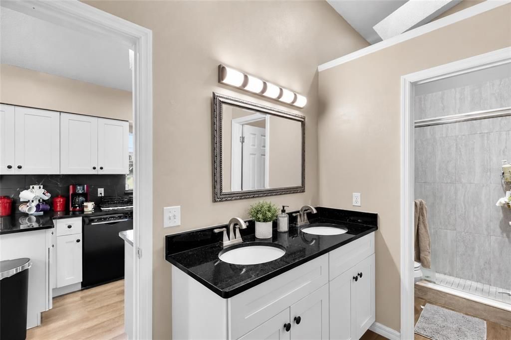 For Sale: $240,000 (3 beds, 2 baths, 1517 Square Feet)