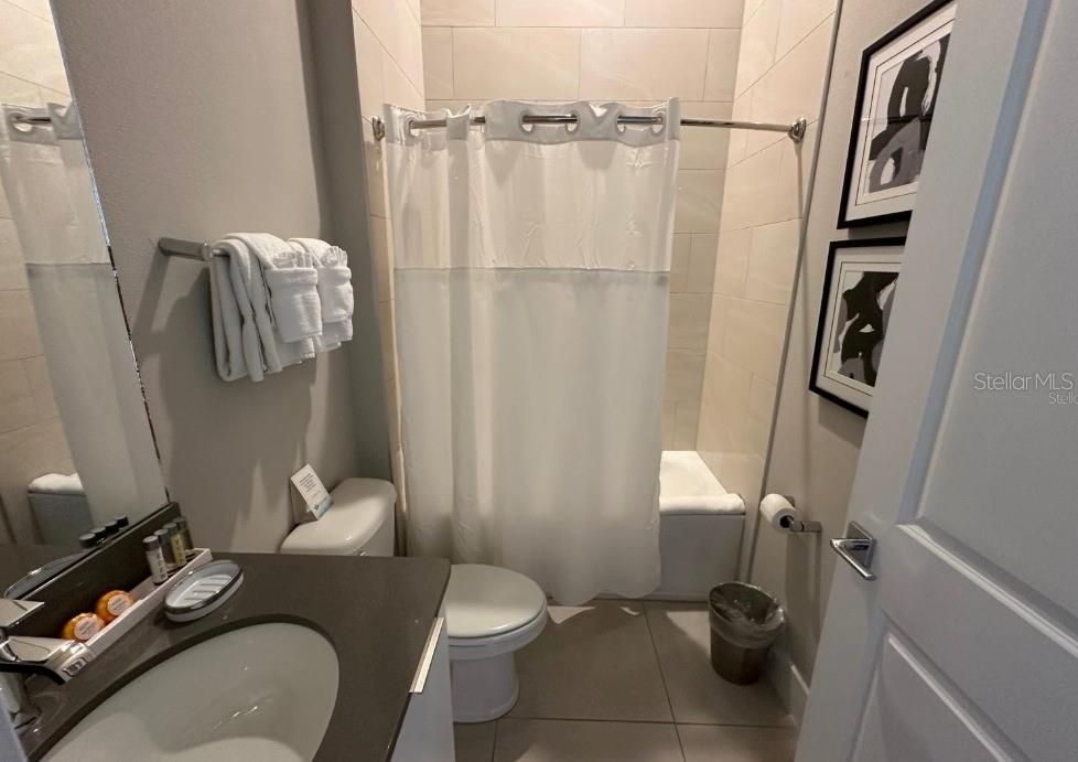 For Rent: $3,500 (5 beds, 4 baths, 2630 Square Feet)