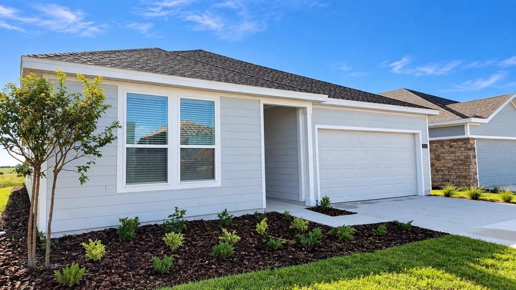 For Rent: $2,450 (4 beds, 3 baths, 2366 Square Feet)