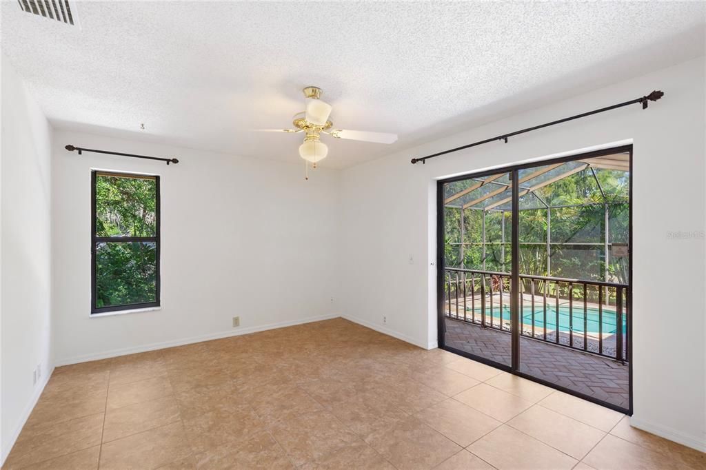 For Sale: $925,000 (4 beds, 2 baths, 2756 Square Feet)