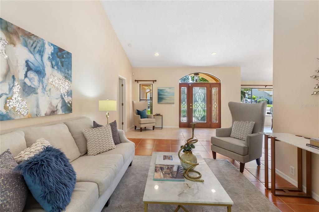 For Sale: $925,000 (4 beds, 2 baths, 2756 Square Feet)