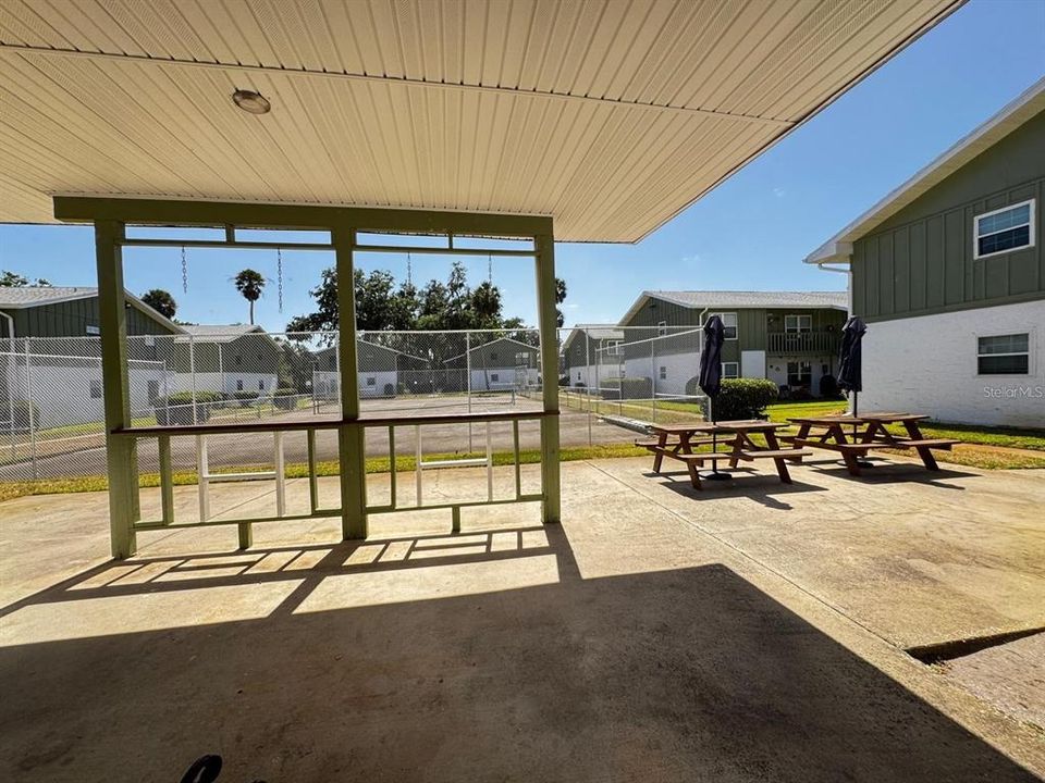 For Rent: $1,500 (2 beds, 1 baths, 784 Square Feet)