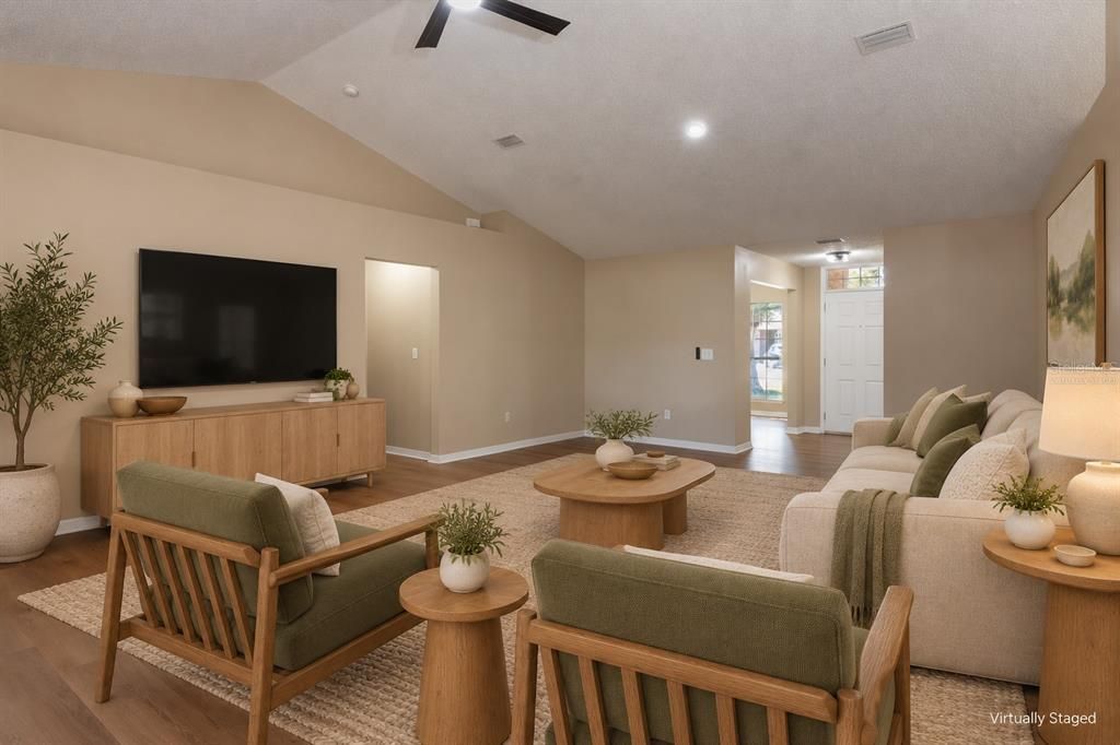 En Venta: $379,900 (4 camas, 2 baños, 2580 Pies cuadrados)