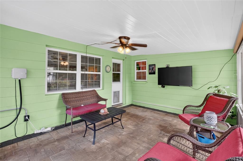 For Sale: $934,900 (3 beds, 2 baths, 1788 Square Feet)
