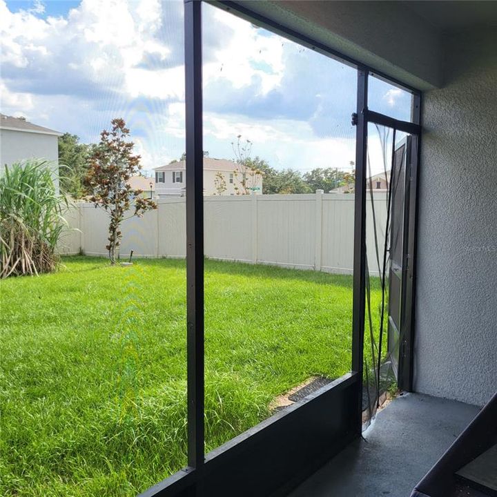 For Rent: $2,450 (3 beds, 2 baths, 1516 Square Feet)