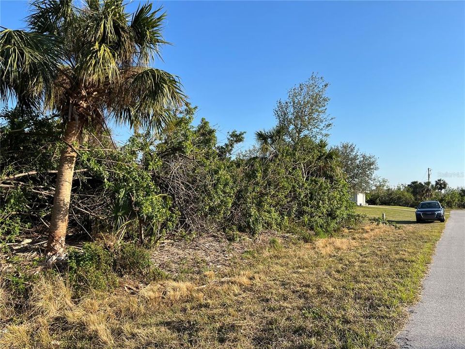 待售: $19,500 (0.23 acres)
