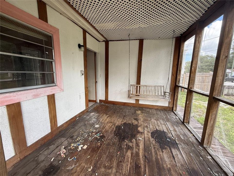 На продажу: $205,000 (3 спален, 2 ванн, 921 Квадратных фут)