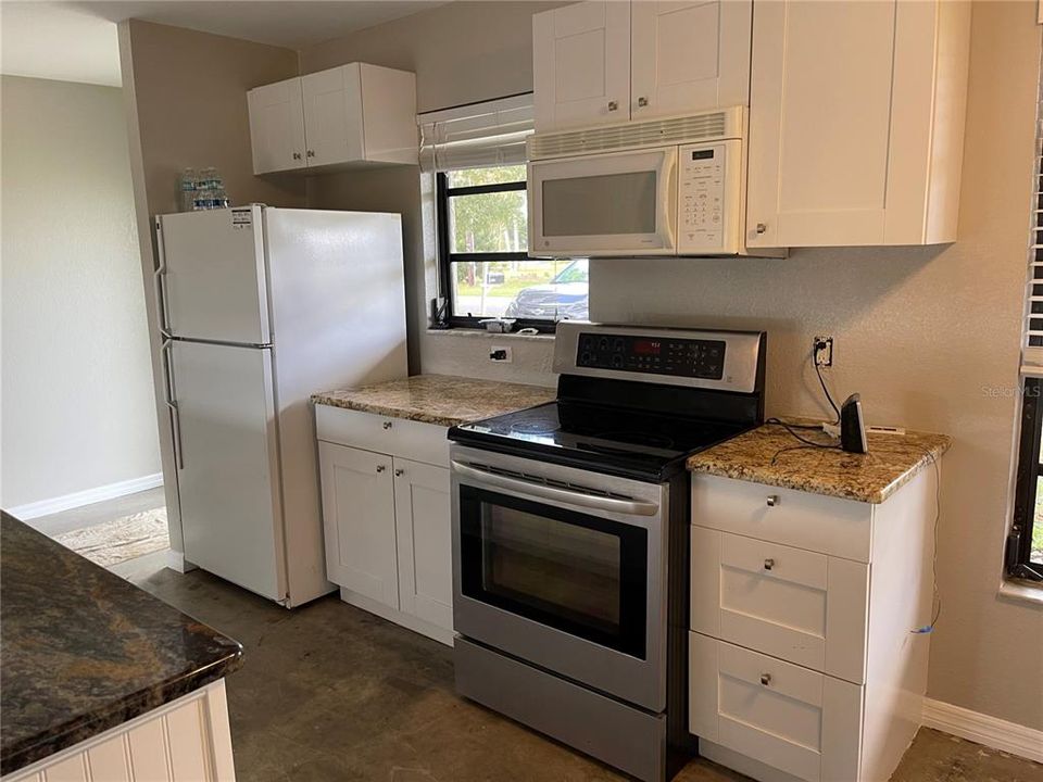 For Rent: $1,995 (2 beds, 2 baths, 1356 Square Feet)