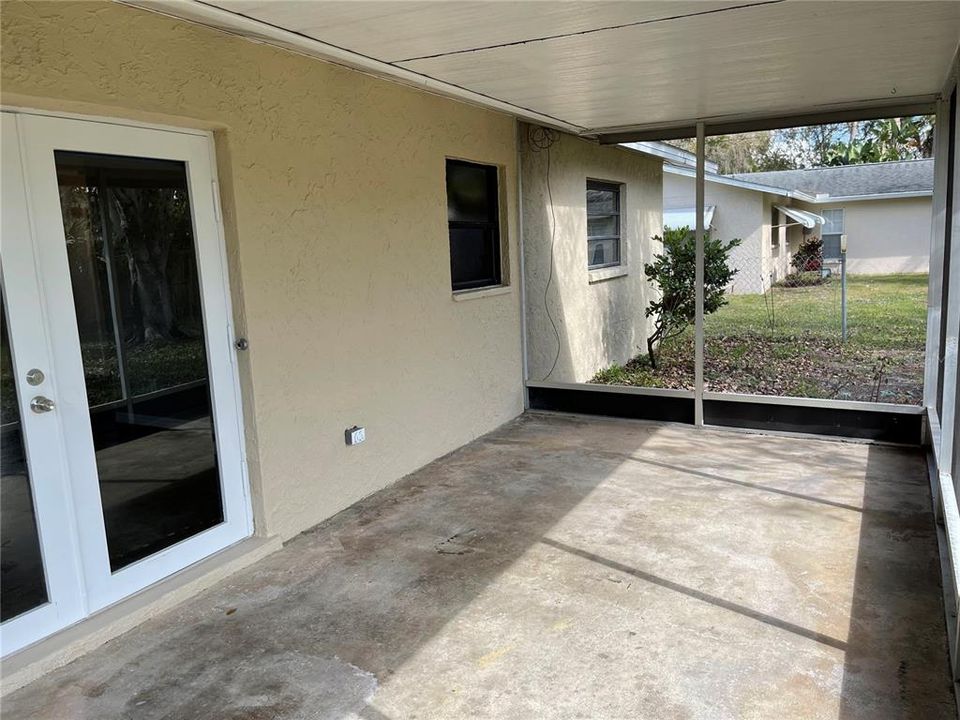 For Rent: $1,995 (2 beds, 2 baths, 1356 Square Feet)