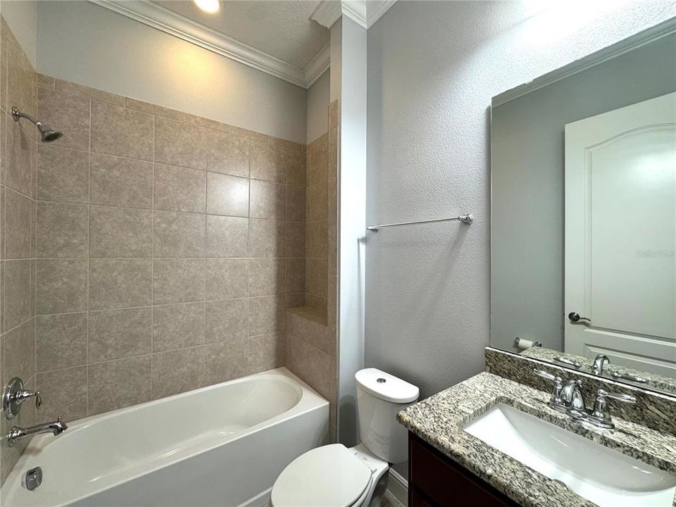 В аренду: $2,099 (2 спален, 2 ванн, 1464 Квадратных фут)