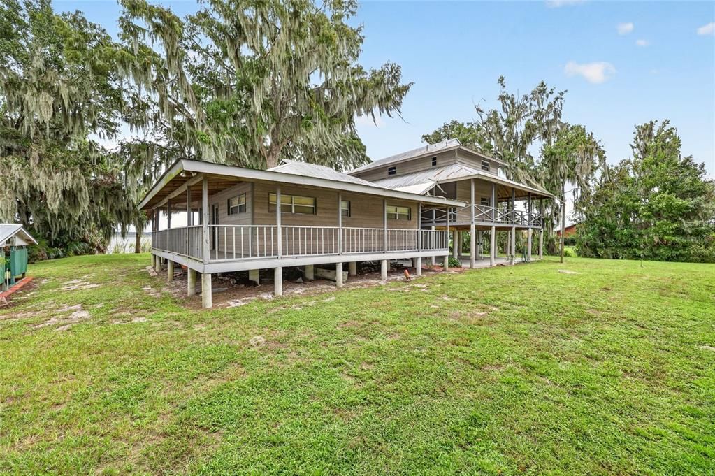 For Sale: $499,900 (4 beds, 3 baths, 1856 Square Feet)