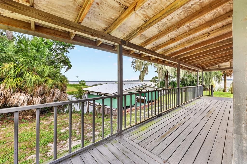 For Sale: $499,900 (4 beds, 3 baths, 1856 Square Feet)