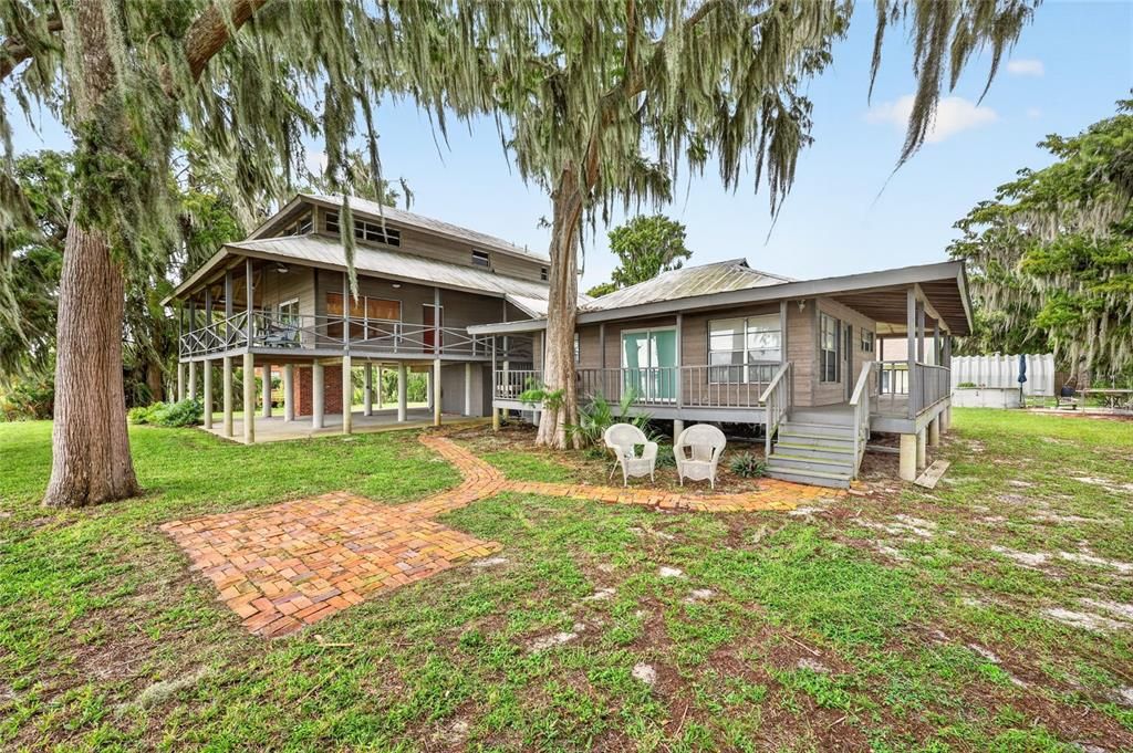 For Sale: $499,900 (4 beds, 3 baths, 1856 Square Feet)