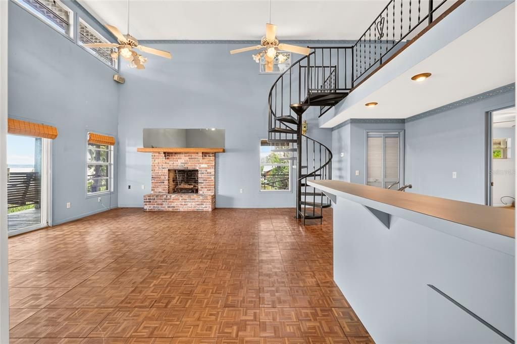 For Sale: $499,900 (4 beds, 3 baths, 1856 Square Feet)