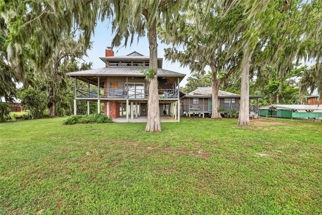 For Sale: $499,900 (4 beds, 3 baths, 1856 Square Feet)