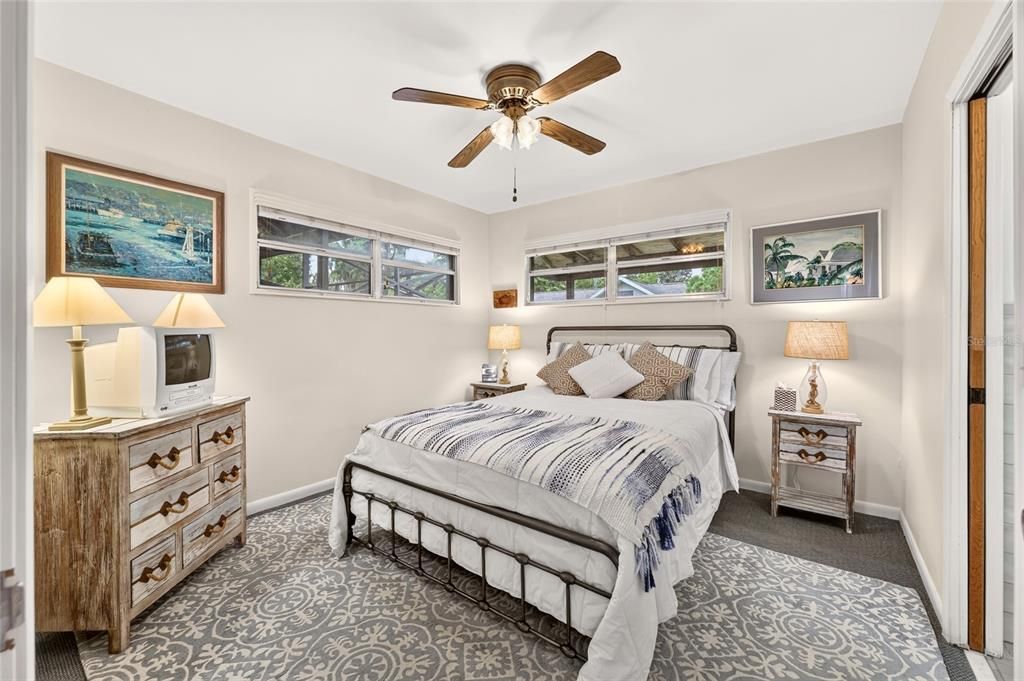 For Sale: $499,900 (4 beds, 3 baths, 1856 Square Feet)
